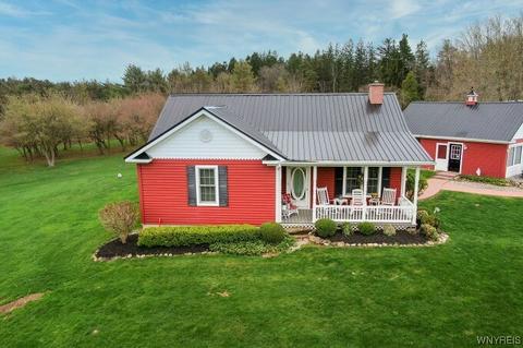 1949 Nesbitt Rd, Attica, NY 14011