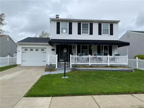 88 W Rouen Dr, Cheektowaga, NY 14227