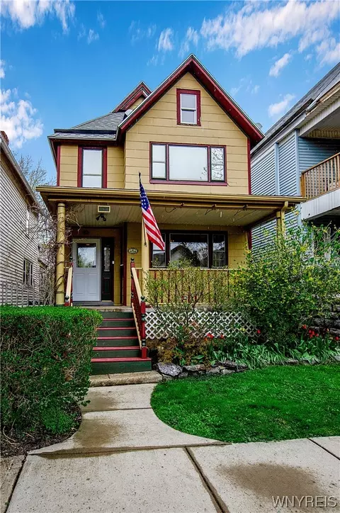43 15th St, Buffalo, NY 14213