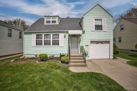 434 Southwood Dr, Buffalo, NY 14223