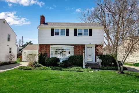 50 Greendale Ave, Tonawanda, NY 14150