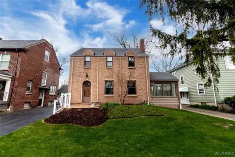 399 Washington Hwy, Amherst, NY 14226