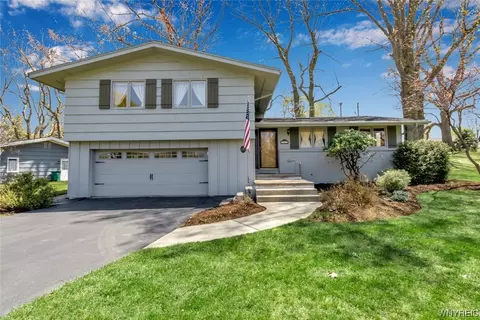 8607 Bonview Ter, Buffalo, NY 14221