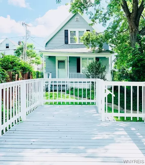 15 Shields Ave, Buffalo, NY 14213