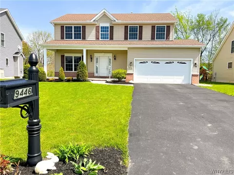 9446 Kristina Cir, Clarence Center, NY 14032