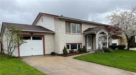 101 Olanta St, Depew, NY 14043