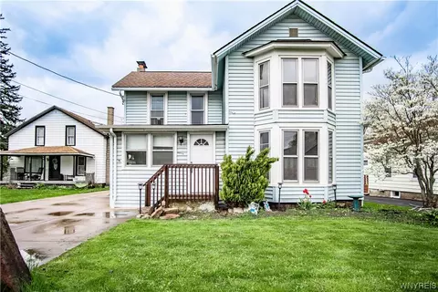 4454 Main St, Royalton, NY 14067