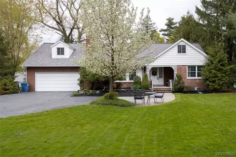 495 N Forest Rd, Amherst, NY 14221
