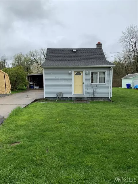 4283 Greenfield Pkwy, Buffalo, NY 14219