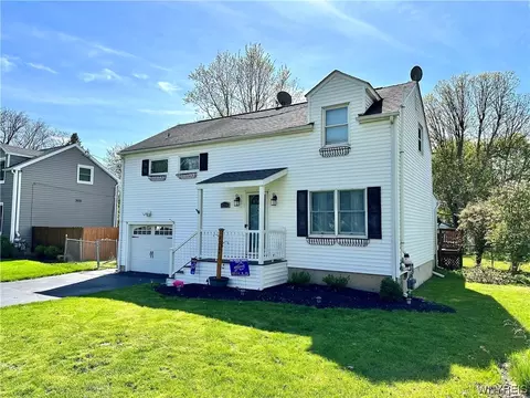4264 Shimerville Rd, Clarence, NY 14031