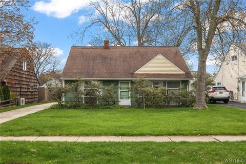 143 E Somerset Ave, Tonawanda, NY 14150