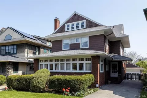39 Jewett Pkwy, Buffalo, NY 14214