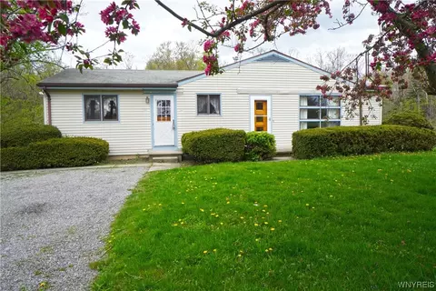 2258 Langford Rd, North Collins, NY 14111