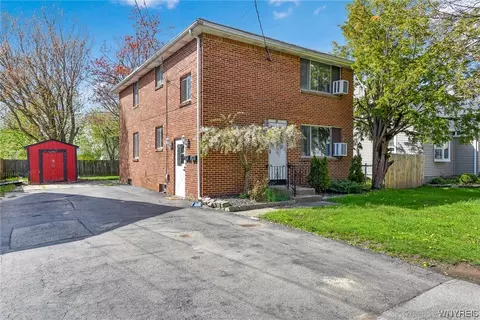 80 Delray Ave, West Seneca, NY 14224