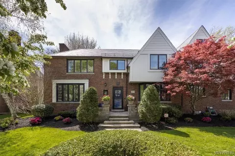 161 Brantwood Rd, Amherst, NY 14226
