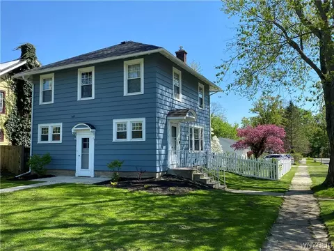 62 Long Ave, Hamburg, NY 14075
