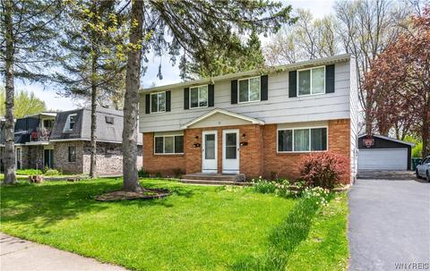 71 Robert Dr, North Tonawanda, NY 14120