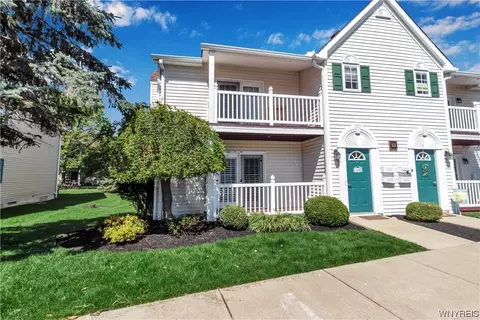 12 Brookfield Ln #1, Cheektowaga, NY 14227