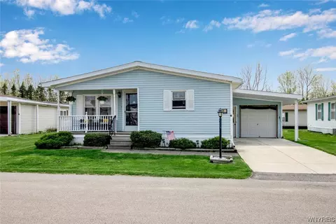 8 Cardinal Rd, Cheektowaga, NY 14227