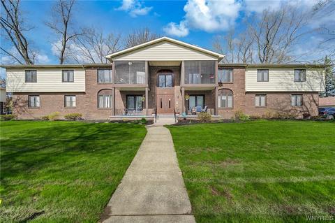 174 Peppertree Dr #H, Amherst, NY 14228
