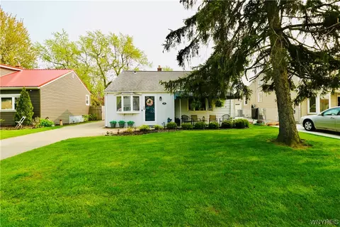 633 Harrison Ave, Buffalo, NY 14223