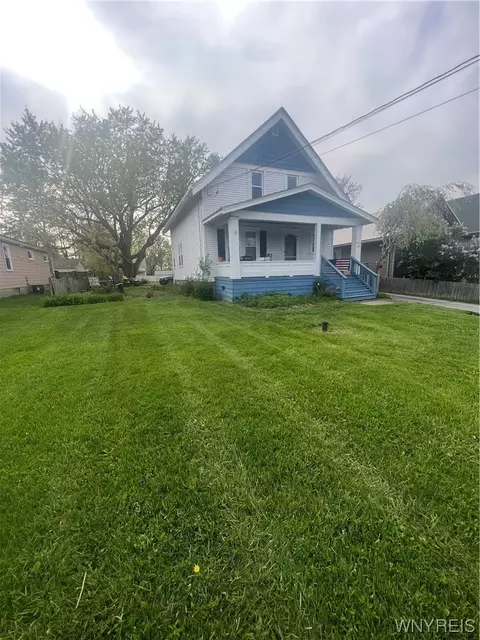 3752 Abbott Rd, Orchard Park, NY 14127