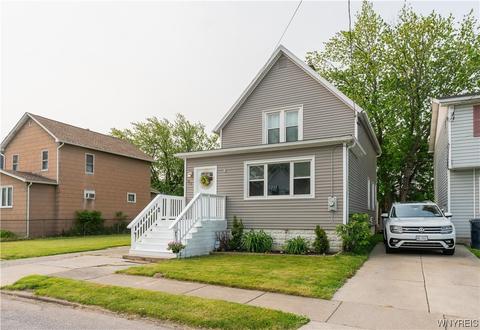 81 Modern Ave, Lackawanna, NY 14218