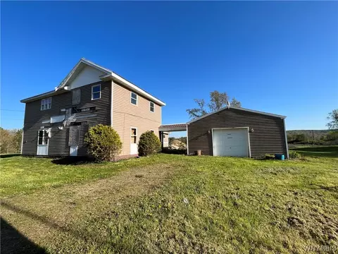 3585 Roszyk Hill Rd, Machias, NY 14101