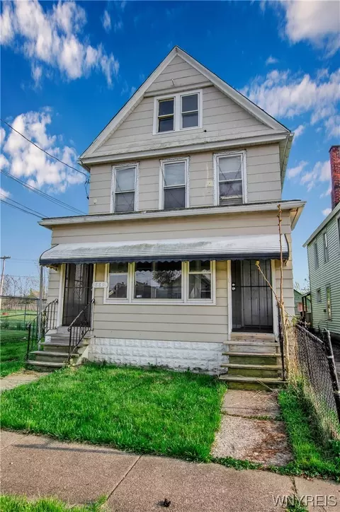 889 Eagle St, Buffalo, NY 14210