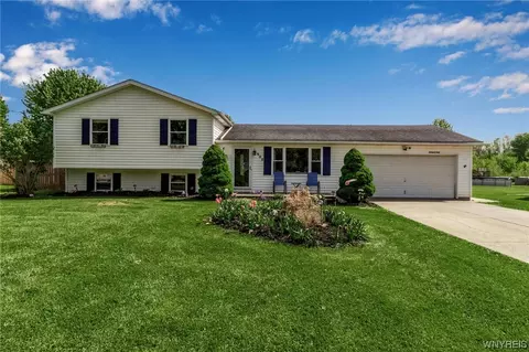 908 Balmer Rd, Porter, NY 14174