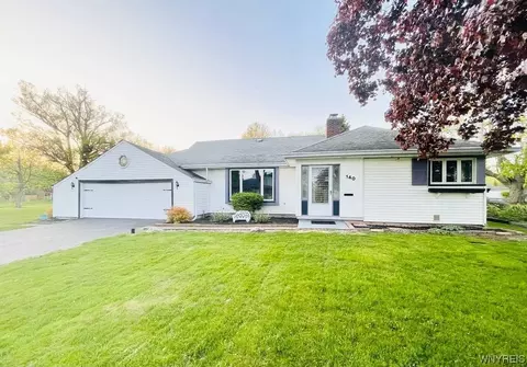 140 Westchester Rd, Amherst, NY 14221