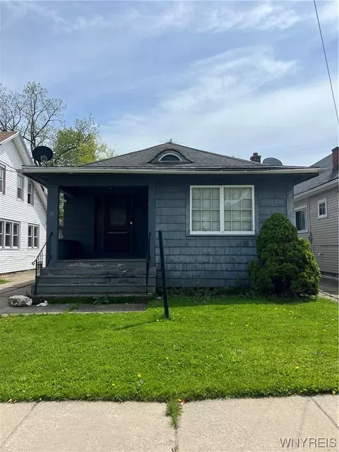 39 Fernhill Ave, Buffalo, NY 14215