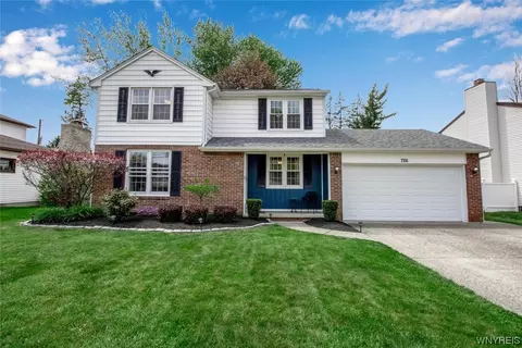 726 Campbell Blvd, Amherst, NY 14228