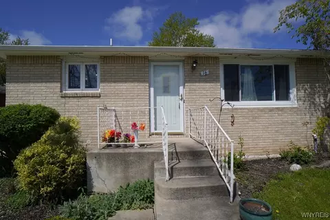 16 E Crescent Ct W, Cheektowaga, NY 14225