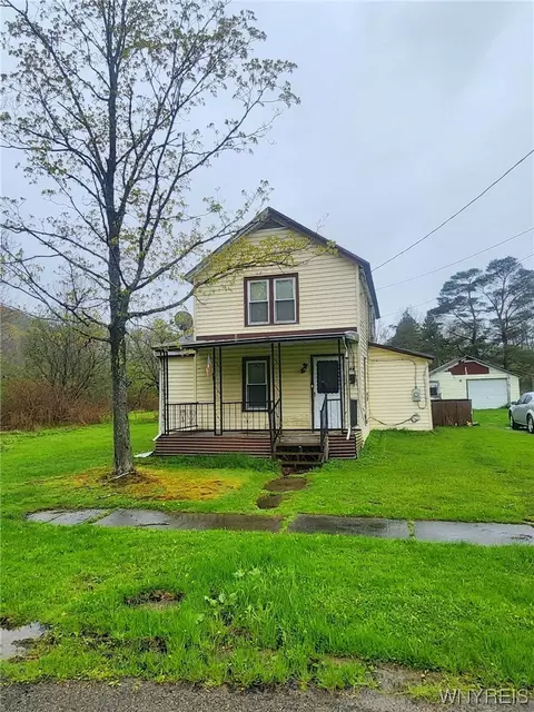144 Fawn Ave, Salamanca, NY 14779