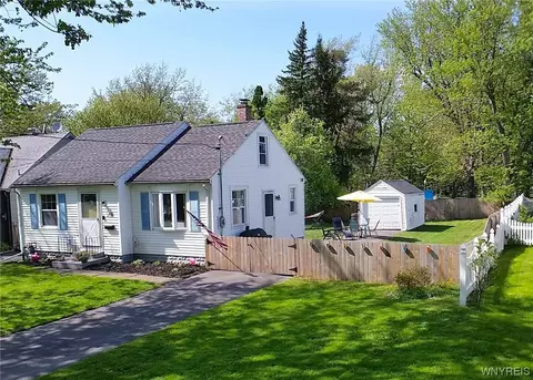 278 North Ave, West Seneca, NY 14224