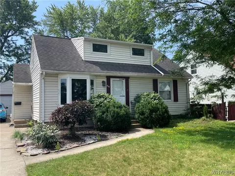86 Briarhurst Dr, Tonawanda, NY 14150