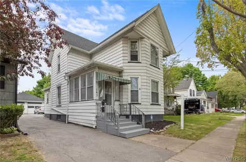 165 Stutson St, Rochester, NY 14612