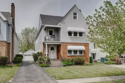 152 Shoshone St, Buffalo, NY 14214