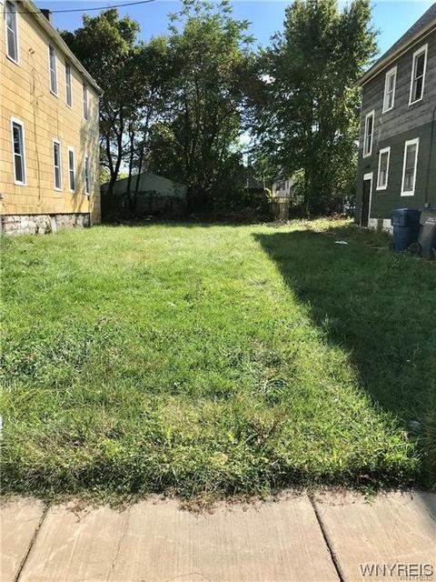 709 Riley St, Buffalo, NY 14211