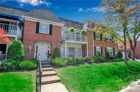 71 Homer Ln #H, Amherst, NY 14221