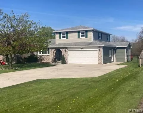 2581 Stony Point Rd, Grand Island, NY 14072