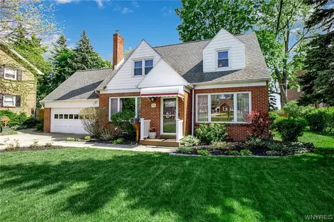 739 Cleveland Dr, Cheektowaga, NY 14225