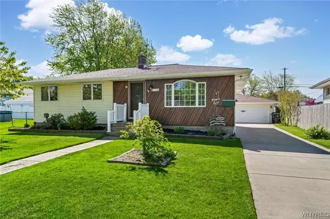 13 Coshway Pl, Tonawanda, NY 14150