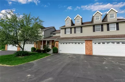 703 Forest Edge Dr, East Amherst, NY 14051