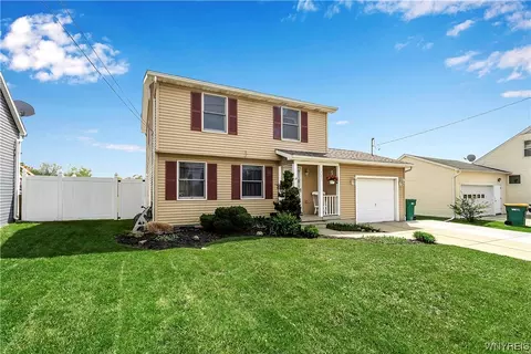 727 Willet Rd, Orchard Park, NY 14127