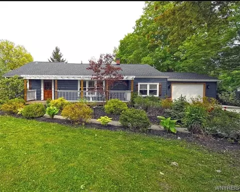 77 Orchard Ave, Evans, NY 14006