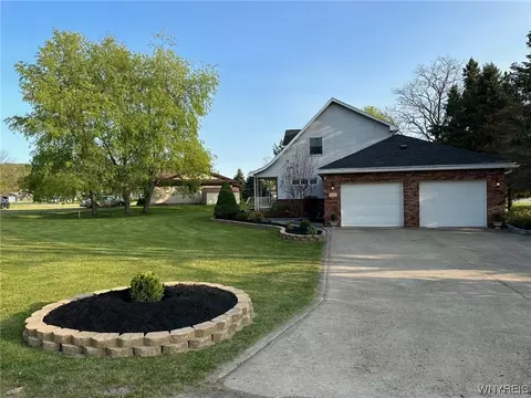 3453 Sunset Dr, Wellsville, NY 14895