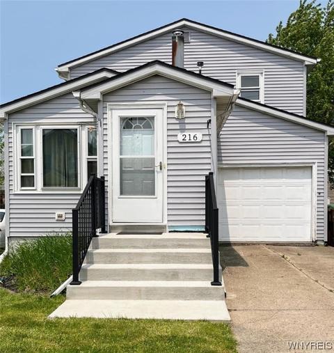 216 Clover Pl, Cheektowaga, NY 14225