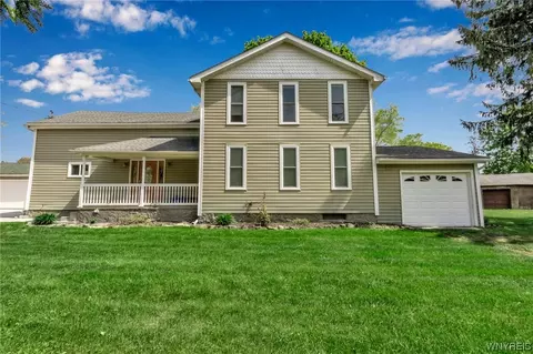 5410 Old Saunders Settlement Rd, Lockport, NY 14094